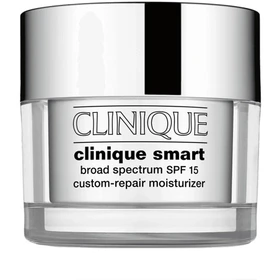 کرم روز آبرسان ترمیم کننده و ضد چروک اسمارت کلینیک حاوى spf15 حجم 50ML